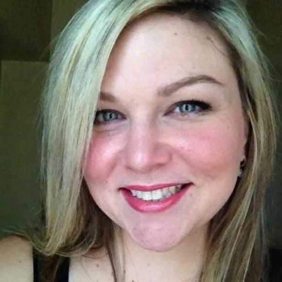 Meet your Posher, Lana - Picture 1 of 1